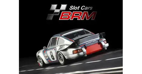 BRM 1-24 PORSCHE 911 RSR MARTINI RACING NO.8 BRM211