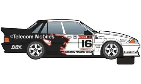 SCALEXTRIC 1-32 HOLDEN VL COMMODORE - 1987 SPA 24HS - MOFFAT + HARVEY C4433