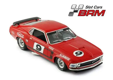 BRM 1-24 FORD MUSTANG BOSS 302 NO. 9 ALAN MOFFAT BRM195