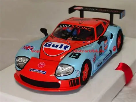 REVO SLOT 1-32 – MARCOS LM600 – GULF NO.19 RS0070