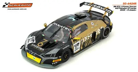 SCALEAUTO 1-32 AUDI R8 V10 LMS GT2 NO. 67 - FANATEC GT SERIES '23 SC-6424R